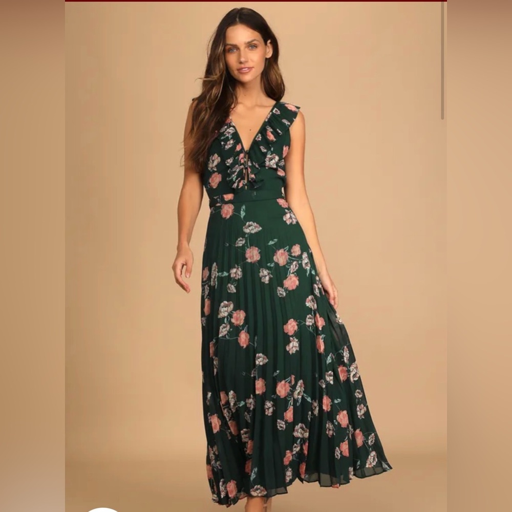 NWOT* Lulus green floral maxi dress M